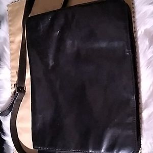 WILSON'S LEATHER PURSE/BAG BLACK VINTAGE